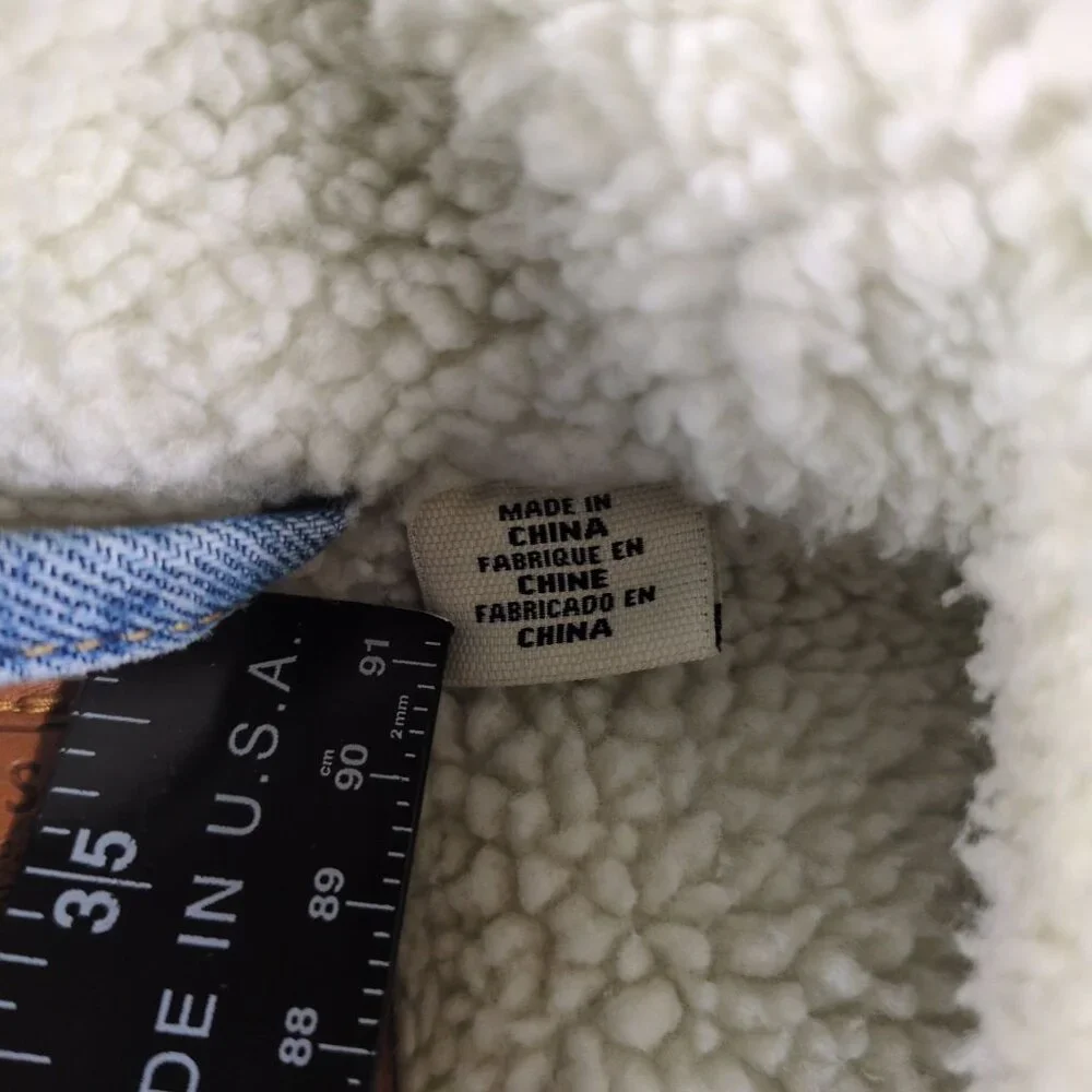 Levi’s‎ Premium Mens S Sherpa Lined Denim Trucker Jacket Blue Western Light Wash - Picture 7 of 13
